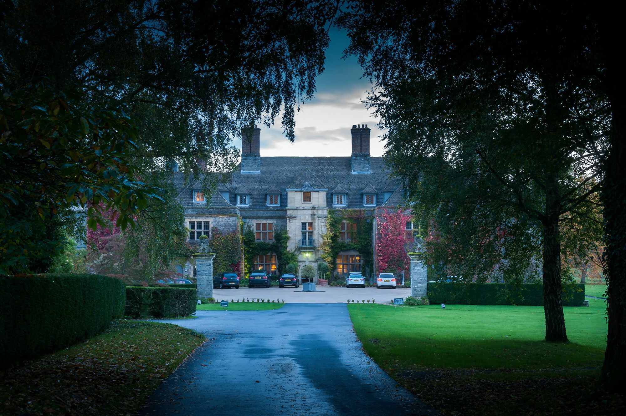 Llangoed Hall Guest House Bronllys Bagian luar foto